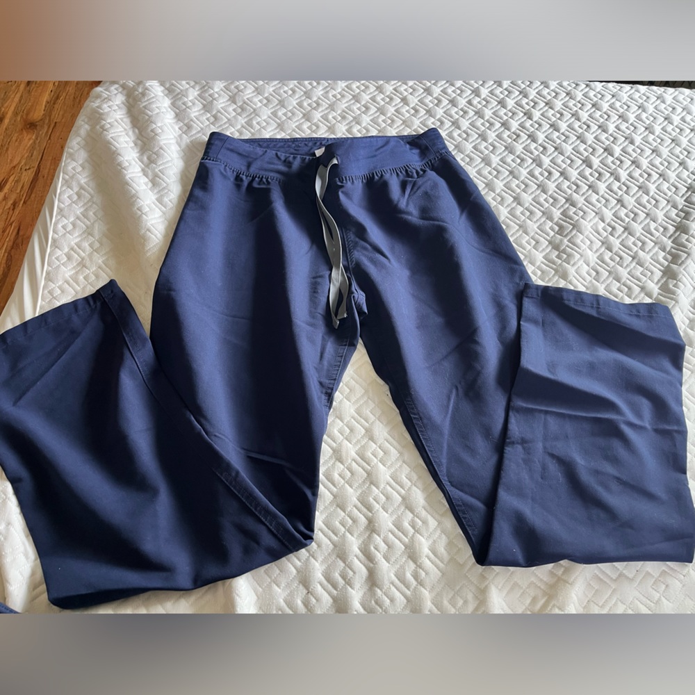 Figs Livingston scrub pants